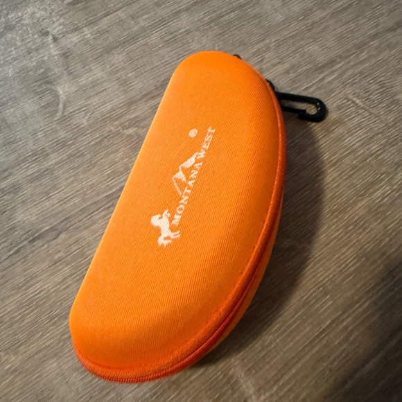 Rhinestone Horse Sunglasses Black with Montana West Orange Eyewear Case - Picture 4 of 9